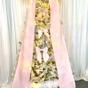 Light Pink Christmas Tree Topper Bow – Handmade Wall & Tree Décor