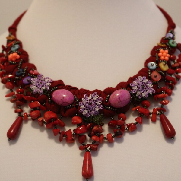 Handmade necklace, cotton, fast FREE delivery in USA, natural stone, red coral beats, no metal, red, needle lace, yemeni.