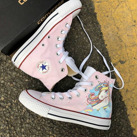 Bolle di sapone verniciato Converse, personalizzato dipinto a mano sapone bolle le scarpe, Sneakers personalizzate dipinte le bolle di sapone, opera Bolle di sapone verniciato Converse, personalizzato dipinto a mano sapone bolle le scarpe, Sneakers personalizzate dipinte le bolle di sapone, opera