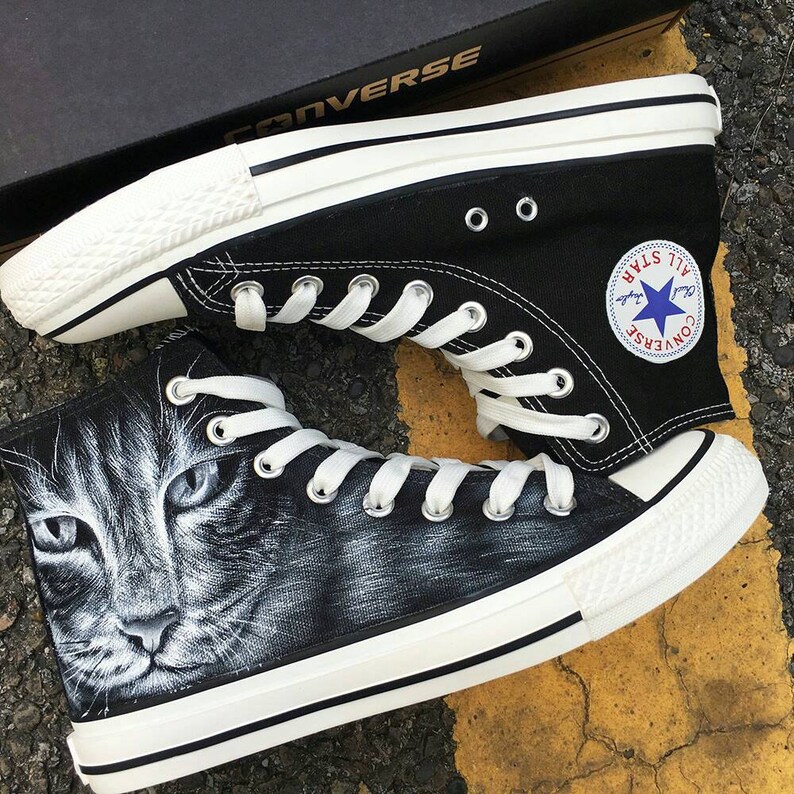 shoes with cat faces on them
