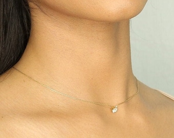 Camellia Delicate Gold Chain Choker with Cubic Zirconia Gem