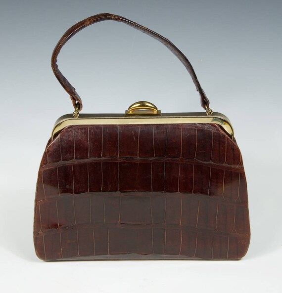 Alligator handbag Kelly style deluxe. Brown with