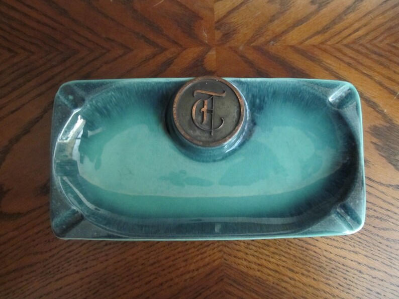 Roseville Pottery Hyde Park Ashtray Iconic of the 40s50s in Etsy