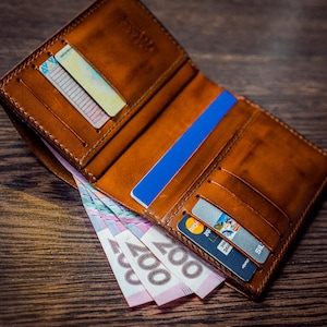Cartera de cuero para hombres cartera personalizada hombres cartera de cuero cartera de crédito Monedero Bifold cartera de cuero hombres cartera de cuero grabado cartera de cuero cuero