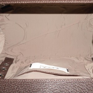 Sac en laine et cuir chocolat, Marni, collection Automne - Hiver 2010, Business Style, vue de l'intérieur en toile
