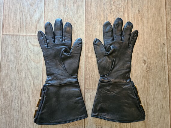 Vintage 1980s, HERMES* woman black leather gloves… - image 3