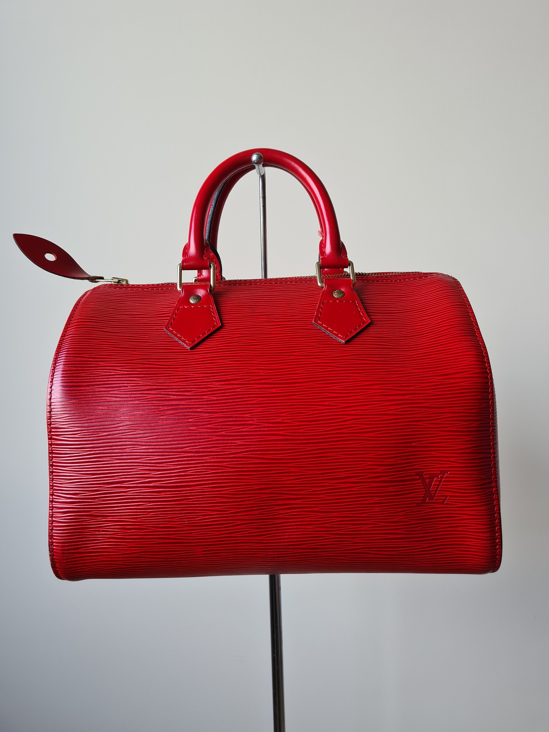 LOUIS VUITTON Red Patent Leather Pre Loved AS IS Tote Purse – ReturnStyle