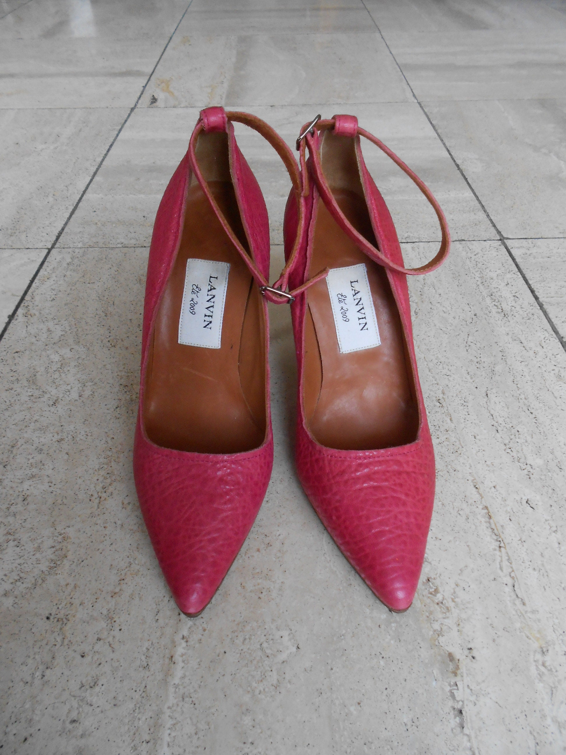 靴 ALM. BUZEN LEATHER PUMPS Miz Mooz 60s Jones Leather Pumps in Black | Shop at Topvintage