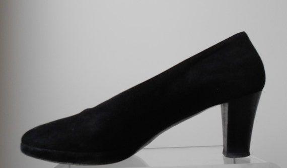 90s female shoes