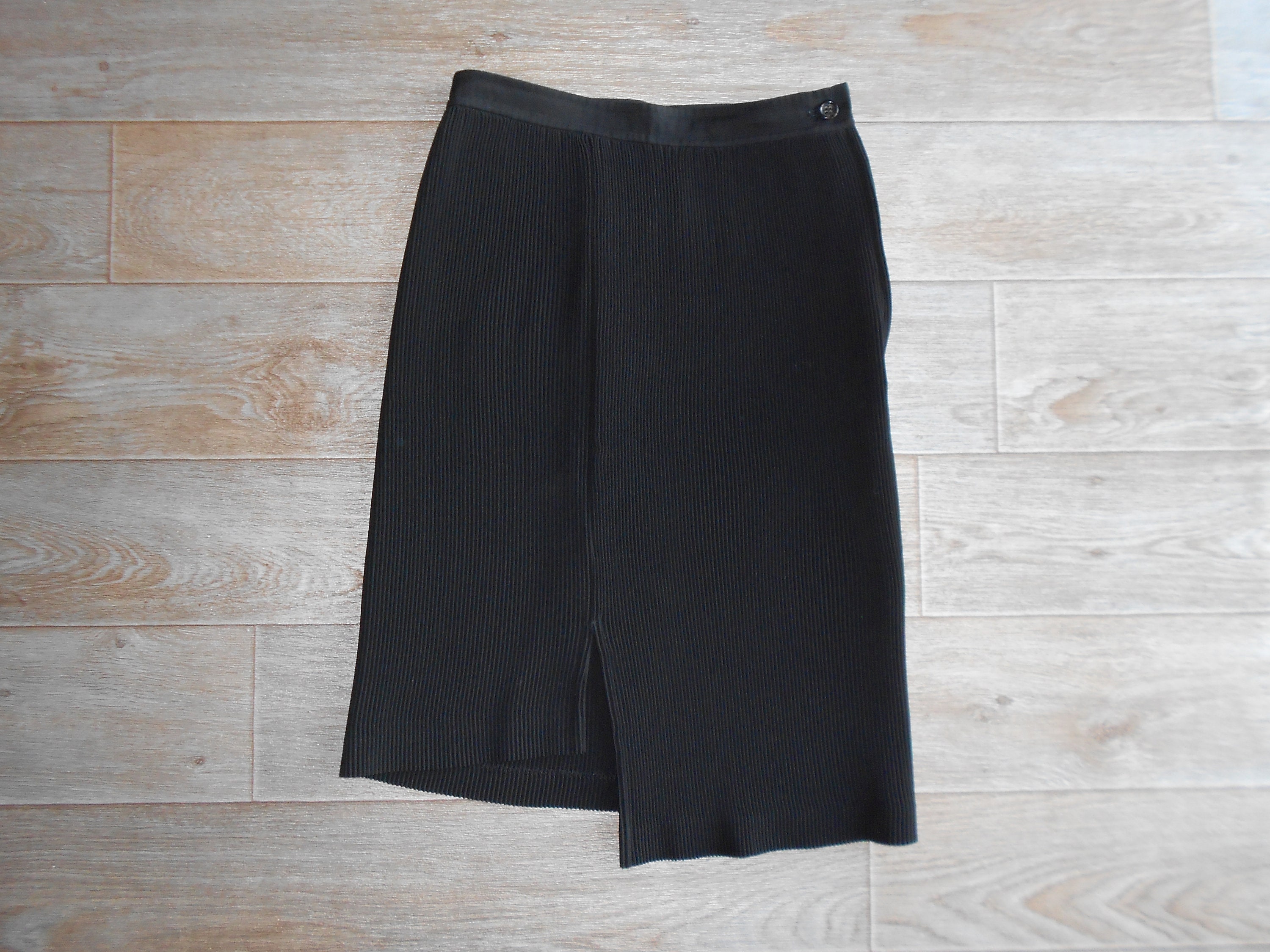 Comme des Garçons 90s Pleats Wide Skirt Vintage 1990s, COMME DES GARCONS* Black Pleated Skirt, S