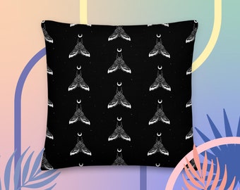 un moth - throw pillow