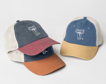 Howdy! Pigment-dyed cap