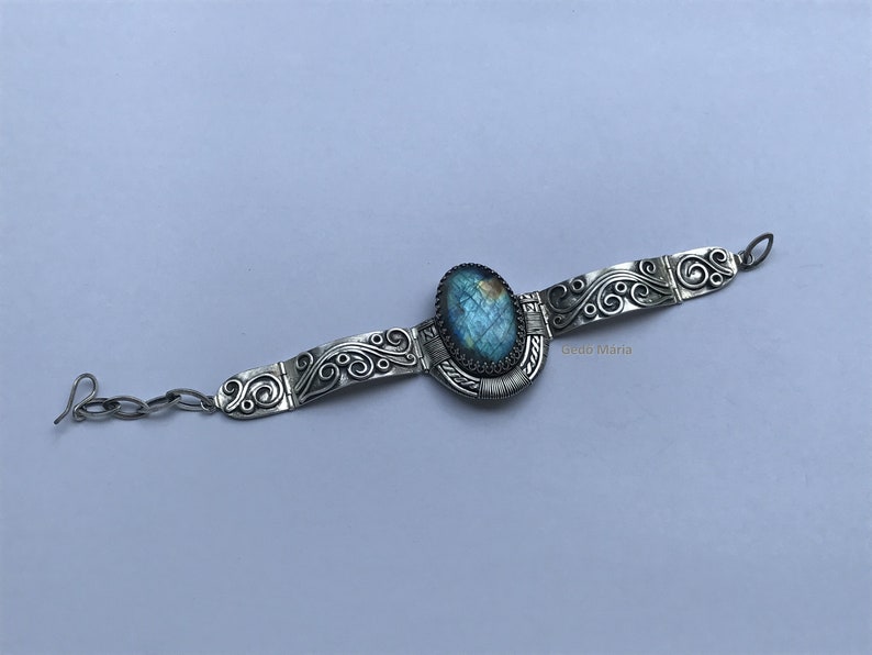 Handmade scroll wire sterling silver cuff bracelet with blue labradorite