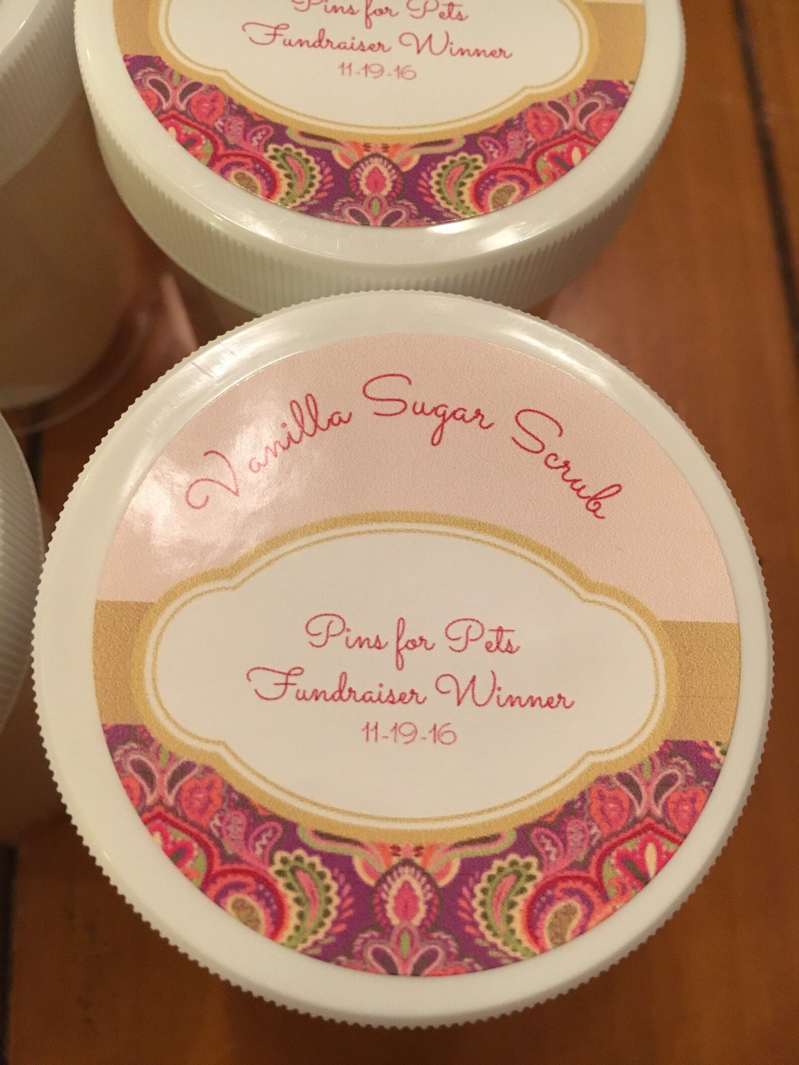 Customized Sugar Scrub Gift Set SETS OF 6 SCRUBS 4oz Jars Persolized
