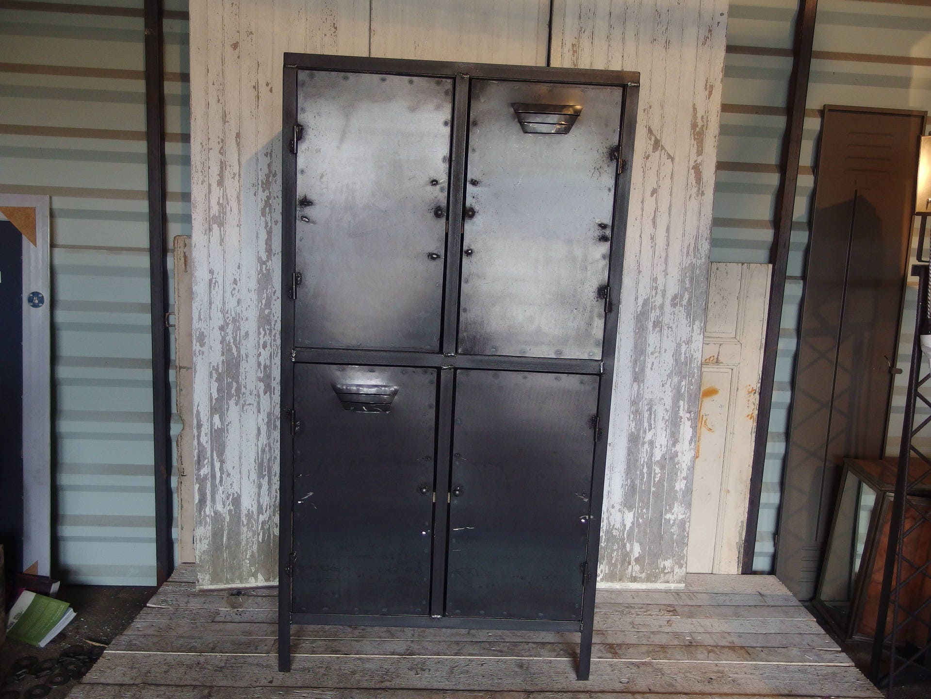 Meuble Industriel Armoire en Acier et Bois