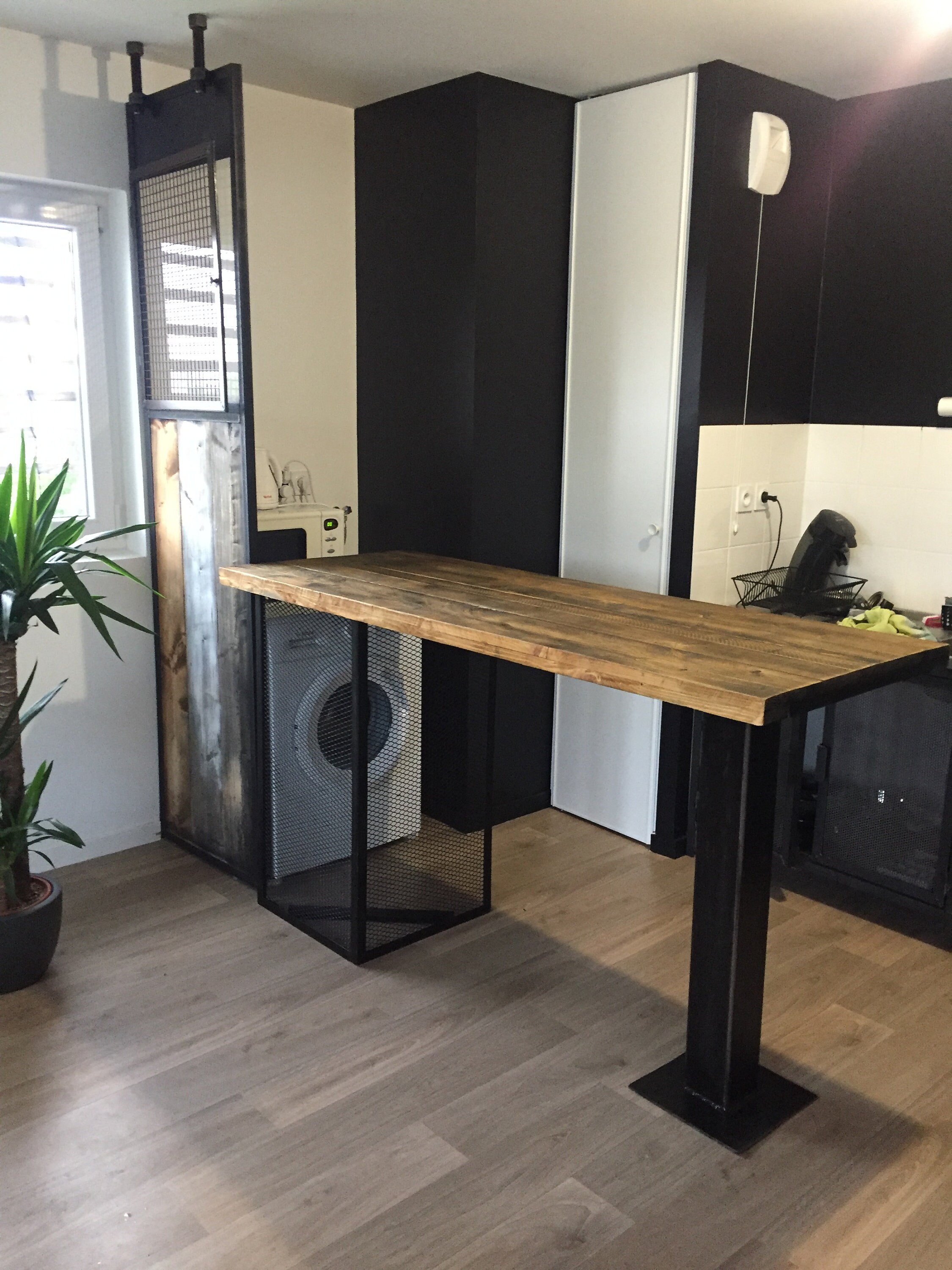 Mange Debout sur Mesure