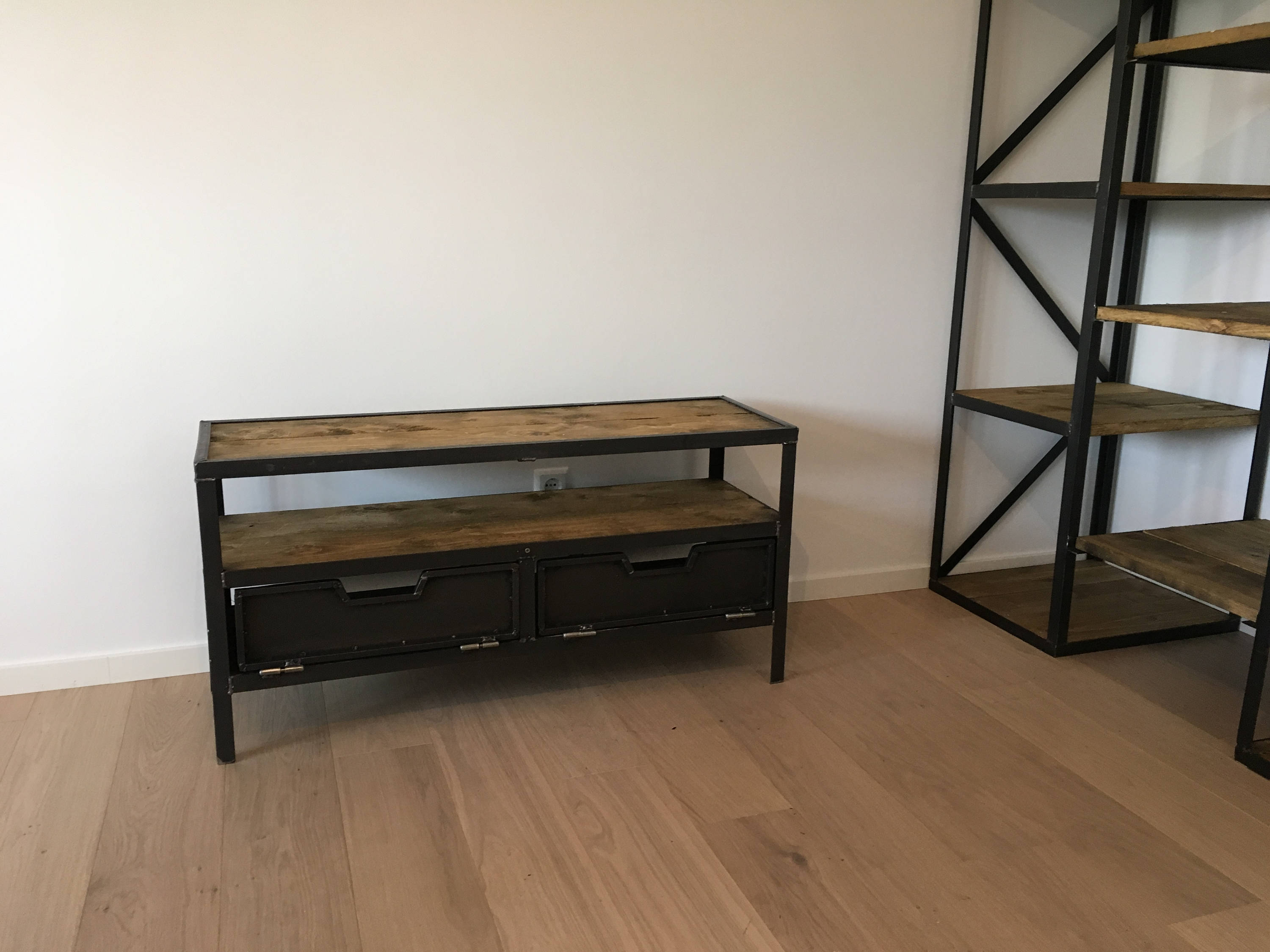 Meuble Industriel Deux Portes Clapets