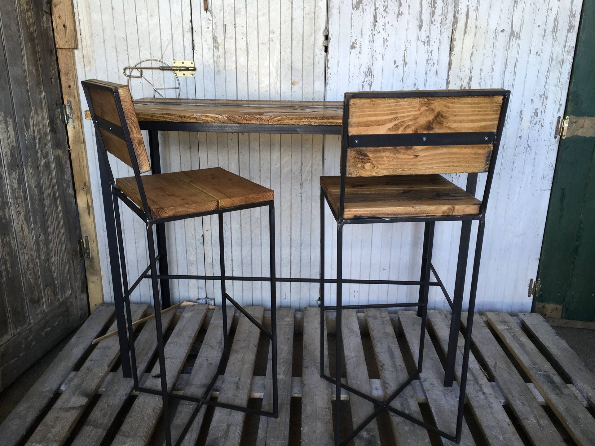 Meuble Table Et tabourets