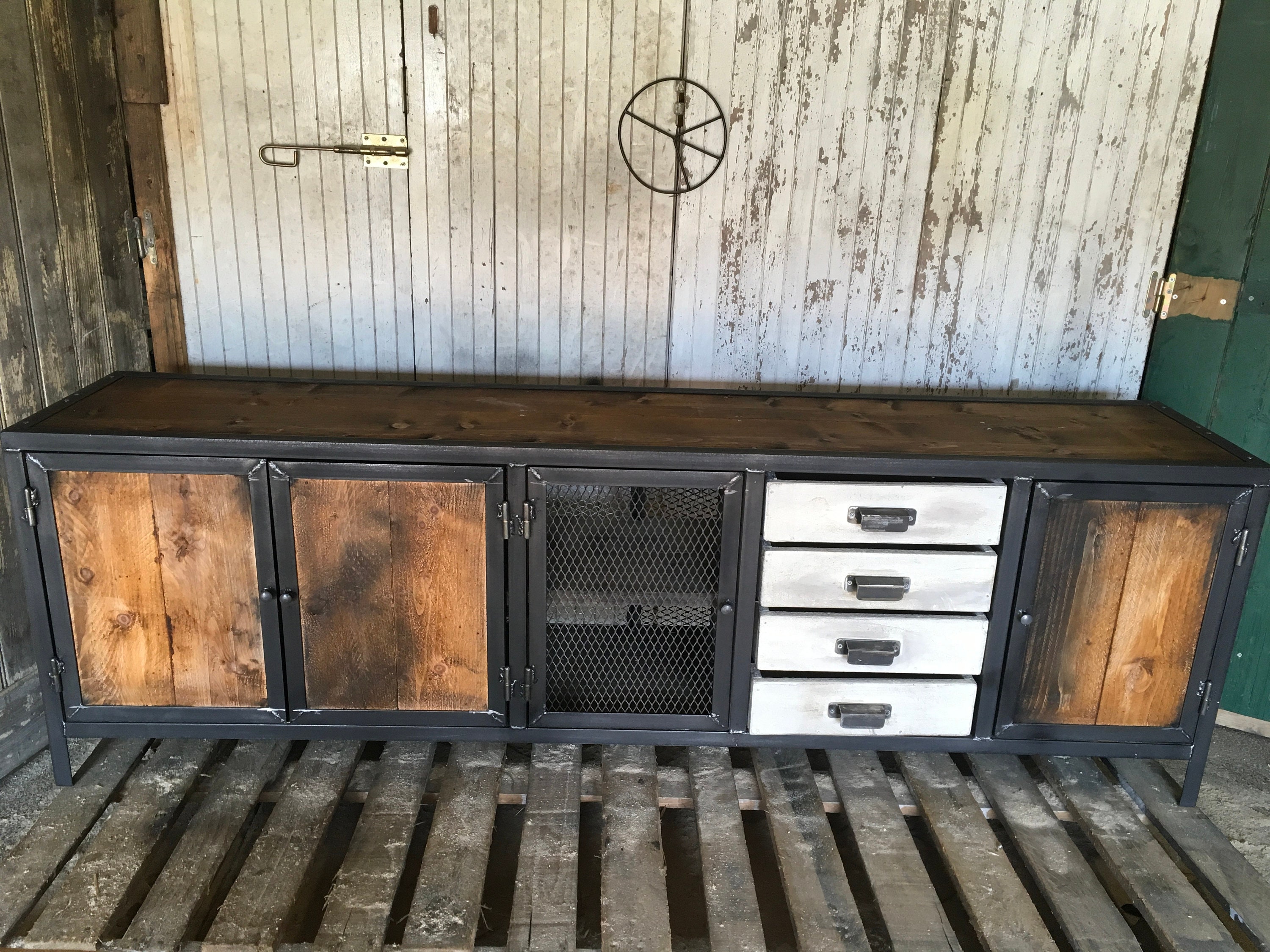 Meuble Industriel 4 Portes Enfilade