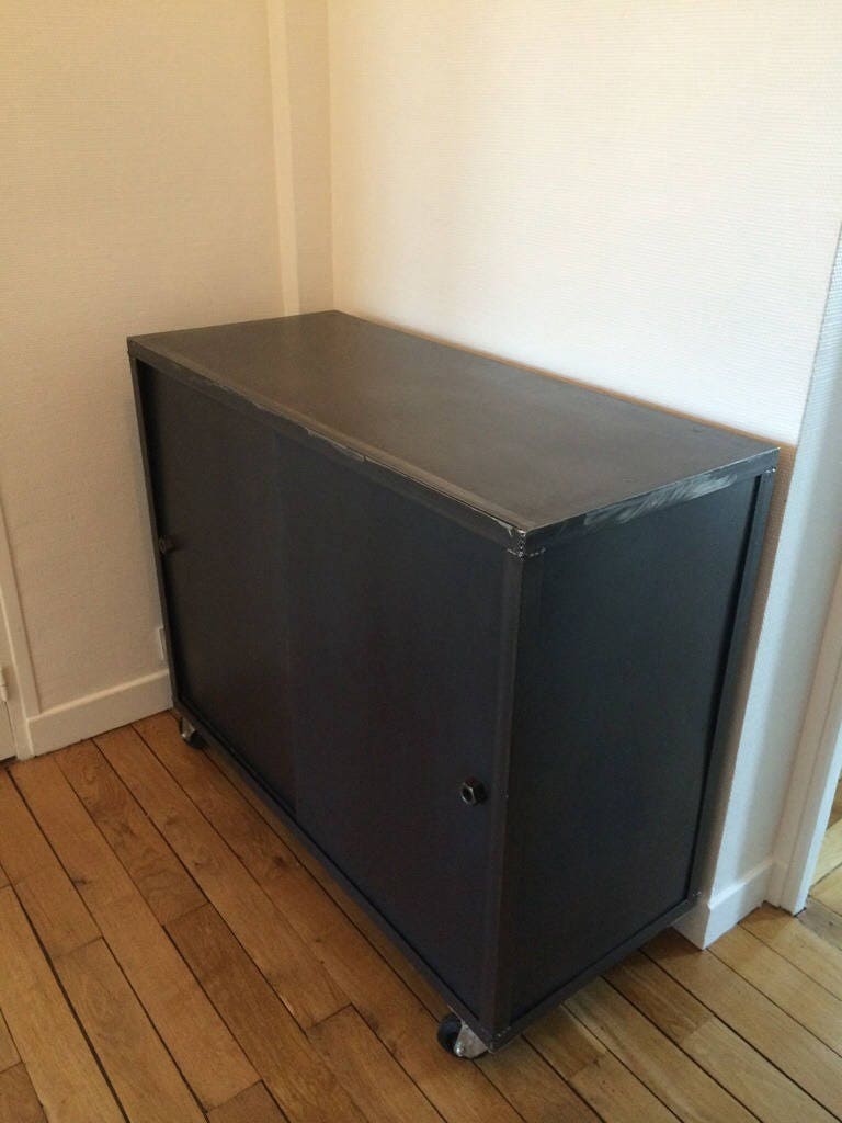 Muebles de estilo industrial gabinete de dos puertas | Etsy