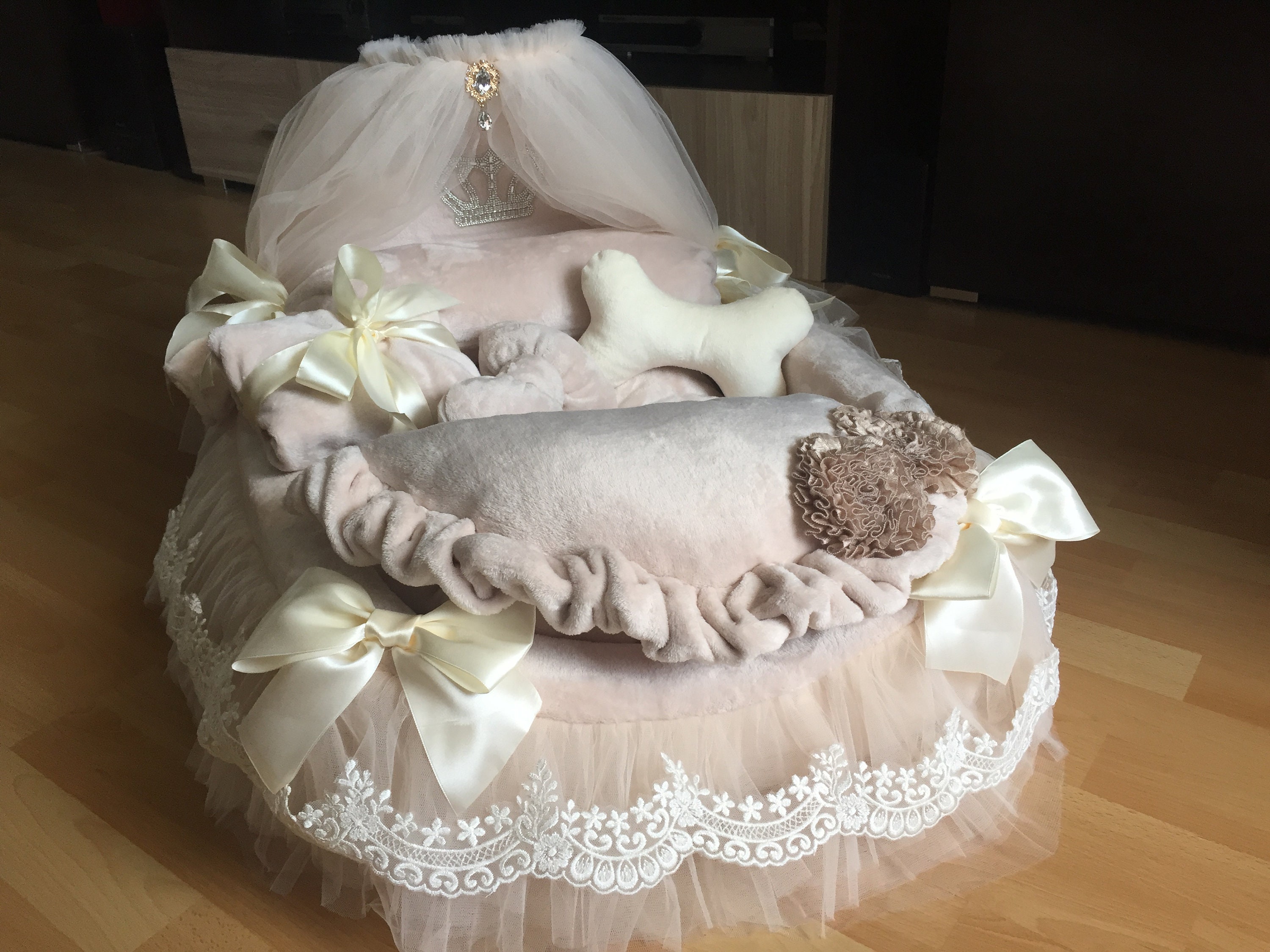 Royal Canopy Beddog Bed Bed for Dogs Loungerbed for Cats Etsy