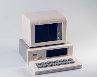 Retro PC Brick Kit - bricks and full color instructions / Build it yourself / For kids and adults