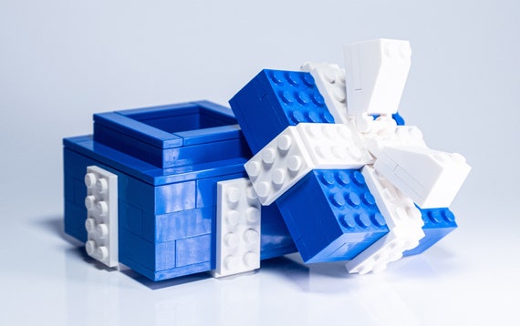 Blue Gift Box it Opens Brick Kit Bricks and Full Color