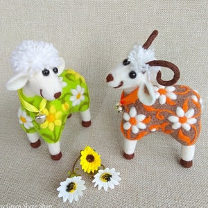 Easter lamb sheep figurine, Needle felted funny green sheep toy with flowers, Spring farmhouse decoration , Gift sheep lovers