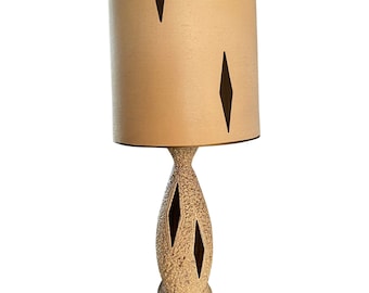 Vintage 1959 Quartite Table Lamp with Diamond Shade - Mid Century Modern
