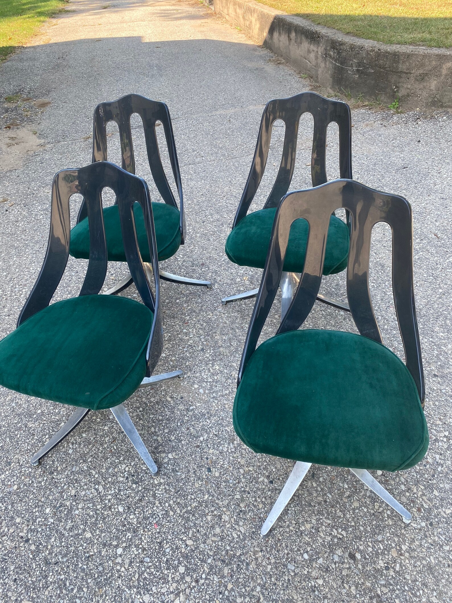 4 Howell Swivel Lucite Green Velour Chairs / Retro Lucite Aluminum