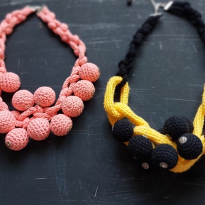 Vente en gros de bijoux au crochet. Grande vente d'articles au crochet. image 5