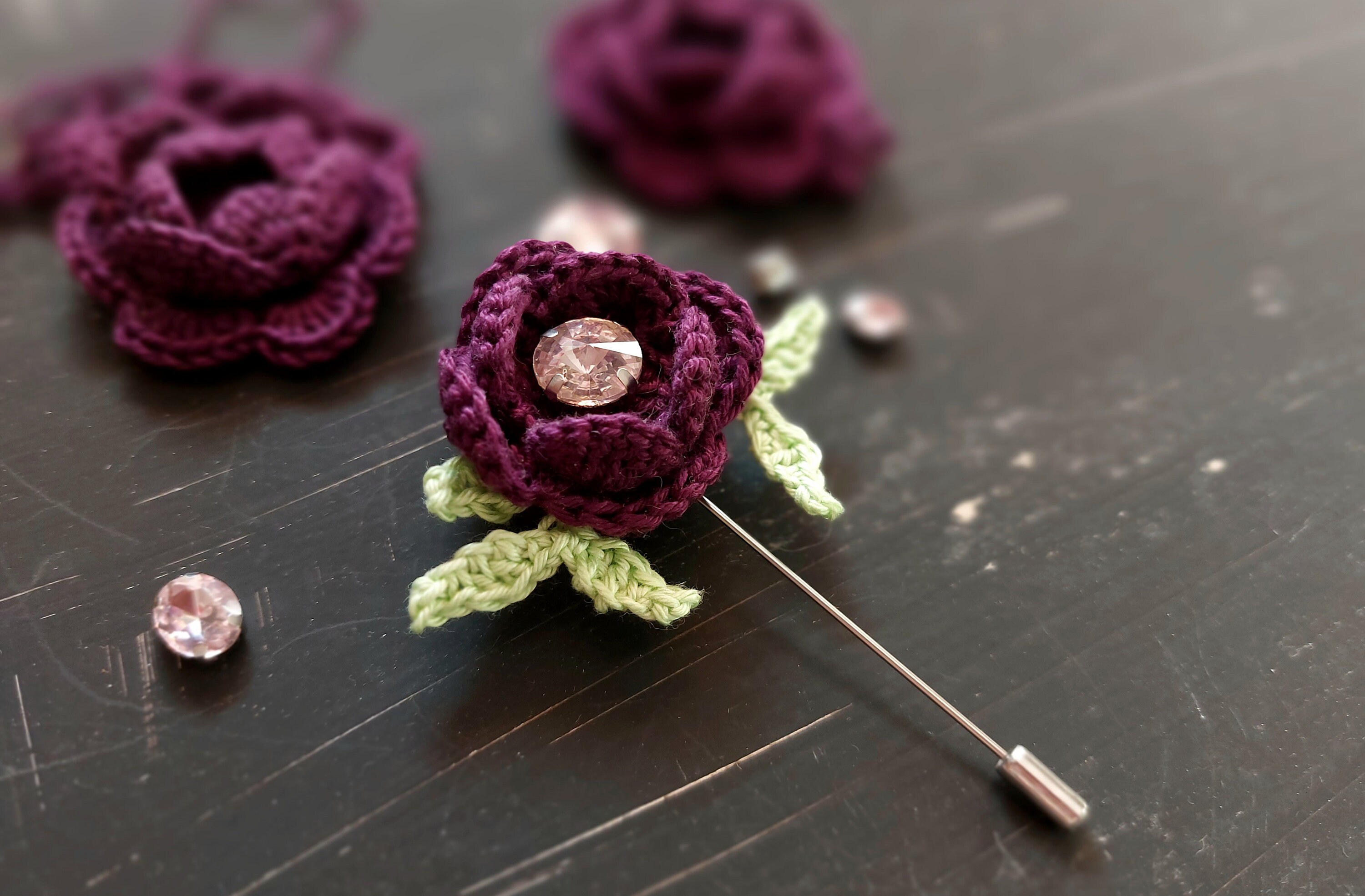 Crochet brooch shop