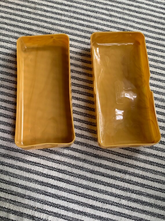Vintage Celluloid Travel/Toiletry Kit 2 Soap and … - image 6