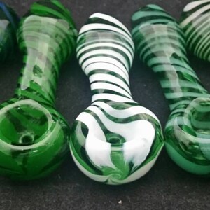 Small 3-4 Spiral Spoon Style Glass Tobacco Pipe 画像 2