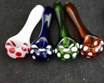 Spotted-end on Color Spoon Style Glass Tobacco Pipe