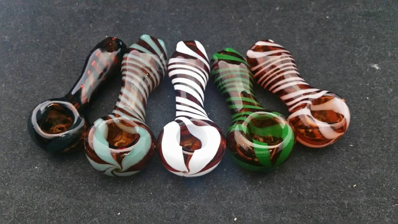 Small 3-4 Spiral Spoon Style Glass Tobacco Pipe 画像 7
