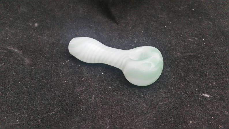 Small 3-4 Spiral Spoon Style Glass Tobacco Pipe image 4