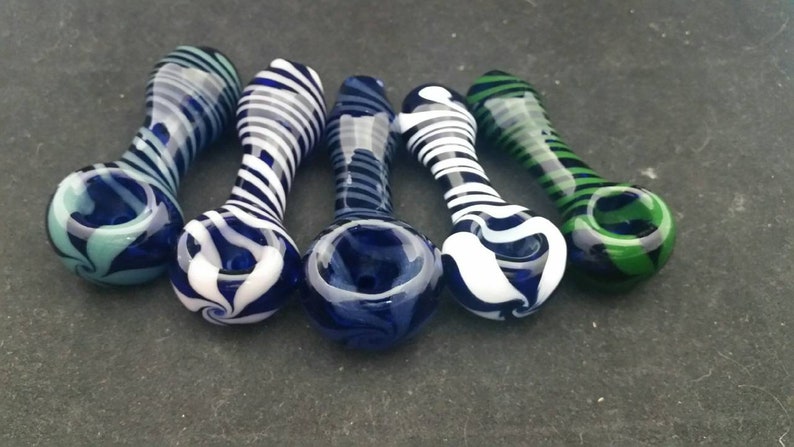 Small 3-4 Spiral Spoon Style Glass Tobacco Pipe image 8