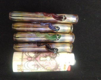 Cartoon worm chillum style color change glass tobacco pipe