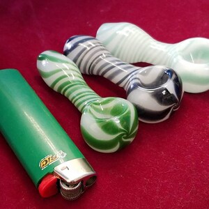 Petite 3-4 cuillère en spirale style pipe à tabac en verre image 3