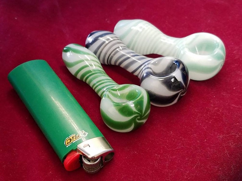 Small 3-4 Spiral Spoon Style Glass Tobacco Pipe 画像 3