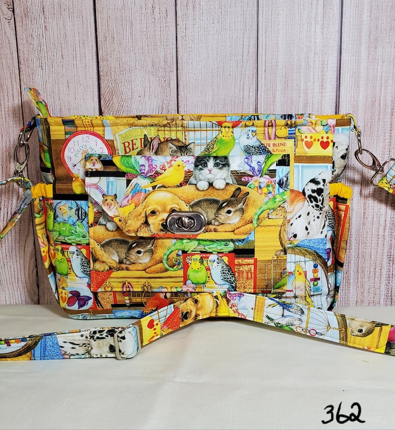 Favorite Pets Purse made in the USA by the Chesapeake Bay