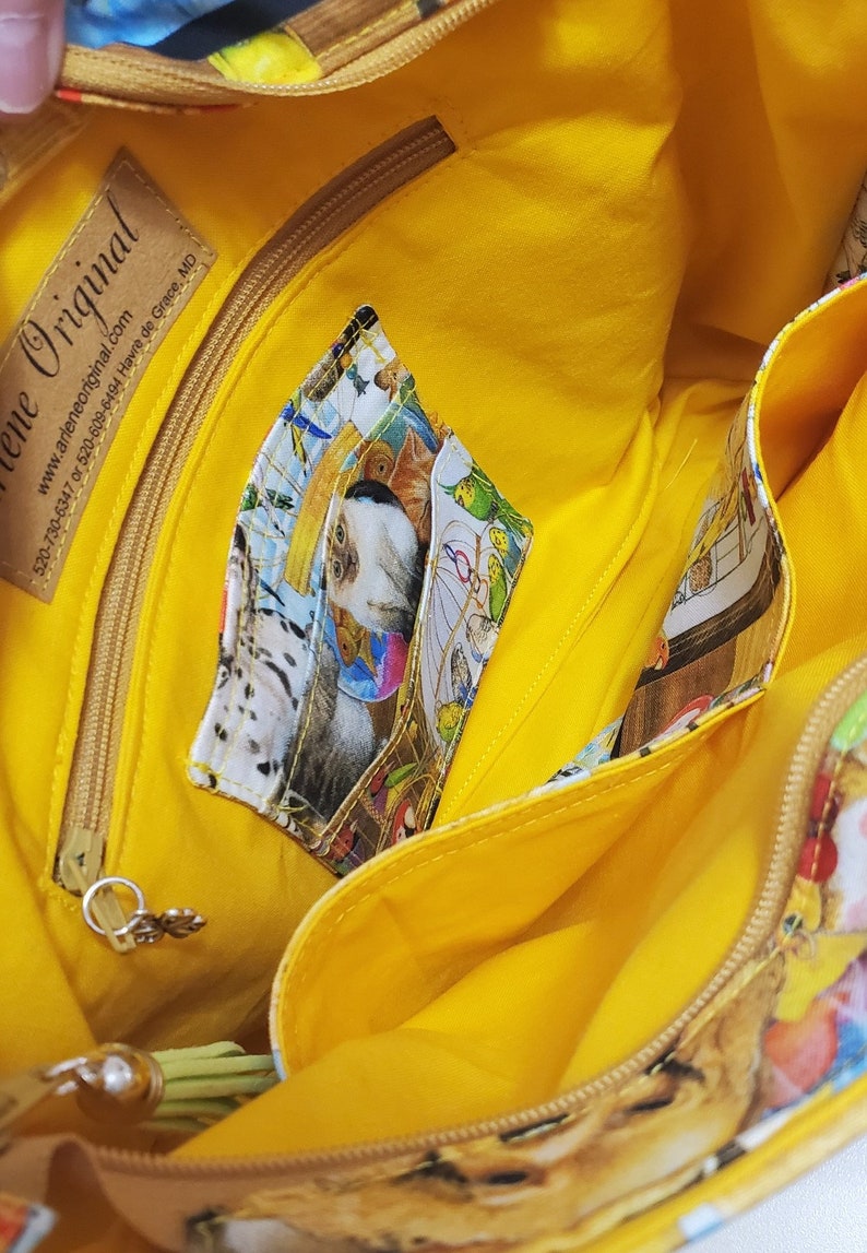 Favorite Pets Purse made in the USA by the Chesapeake Bay
