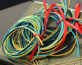 Four  meters Gimp Jaseron French Stiff wire in four summertime colors/ 1,25 mm in diameter.