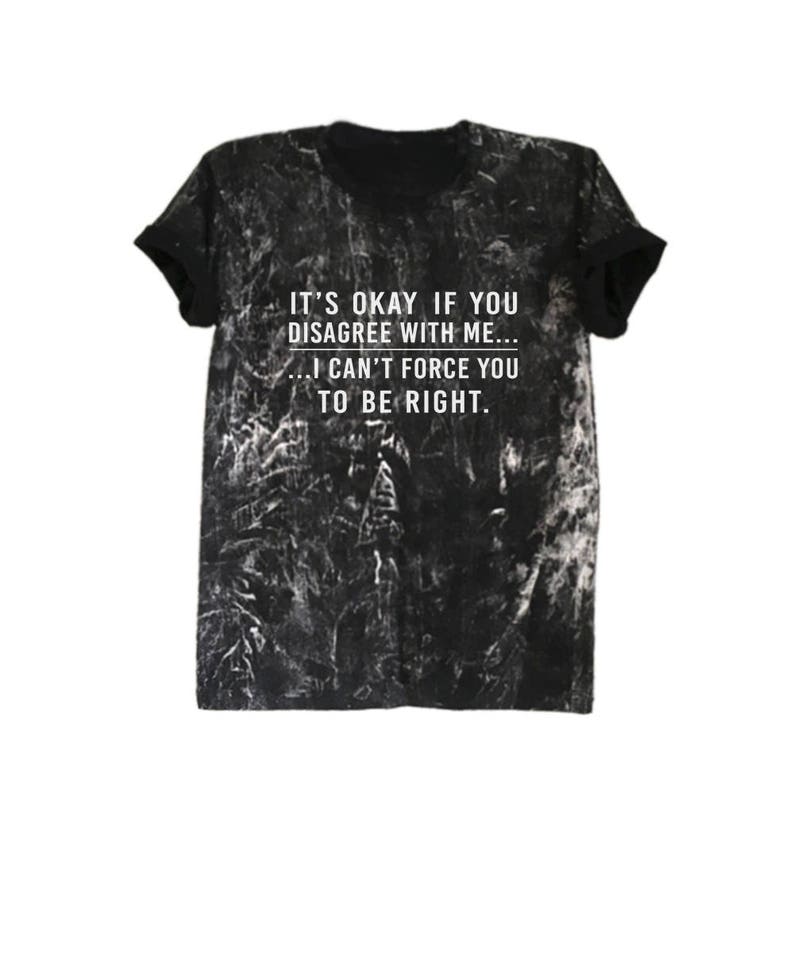 magliette con disegni strani