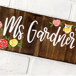 Teacher Name Sign, Custom Name Sign, Teacher Gift, Last Name Sign, painted Wood Sign, Classroom Sign, Classroom Decor, Wood Teacher Sign image 9