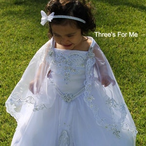 Virgin Mary Embroidered Baptism Dress, Vestido de Bautizo con Imagen de Virgen de Guadalupe, White Baptism Dress, Girl Baptism nina bautizo