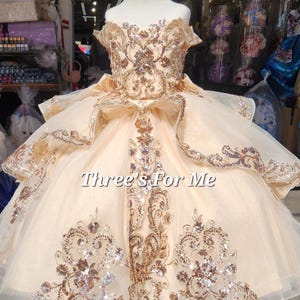 3 años, mini quince, birthday dress, wedding flower girl, Champagen, ballgown, presentation, pagent