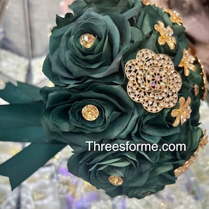 Quinceañera/ sweet 16 Ramos emerald green quinceañera bouquets