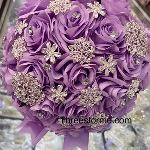 Ramos de Quinceañera/ sweet 15 Ramos bouquet-quinceañera ramos en color lila con silver bouquets